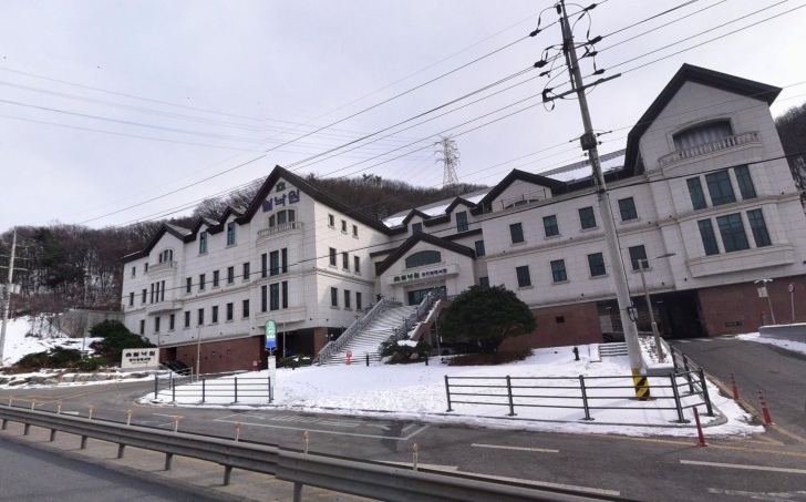 쉴낙원 경기장례식장 전경이미지