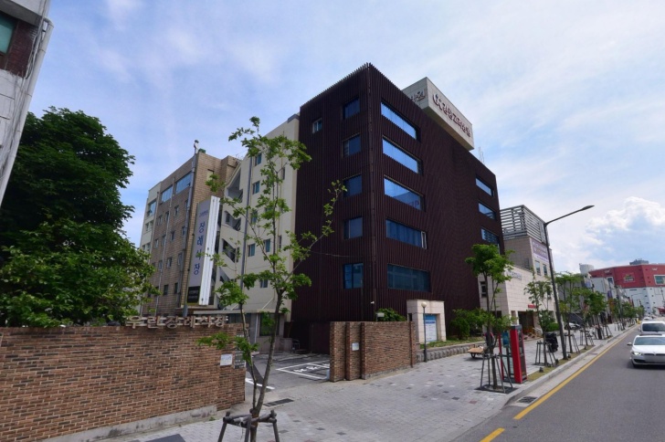 더원실업 우란장례식장 전경이미지